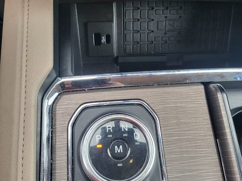 Used 2024 Ford Expedition Max Limited image 8