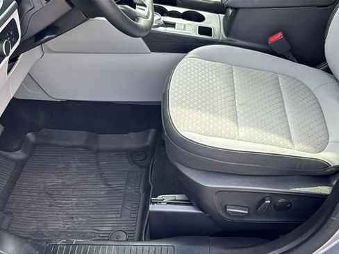 Used 2023 Ford Escape Active w/ Tech Pack #1 AWD/4WD image 25
