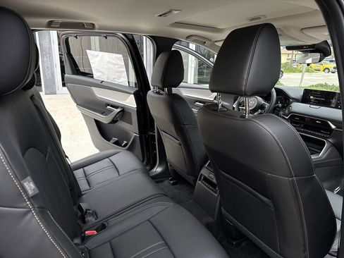 New 2026 MAZDA CX-90 Plug-In Hybrid w/ Preferred image 34