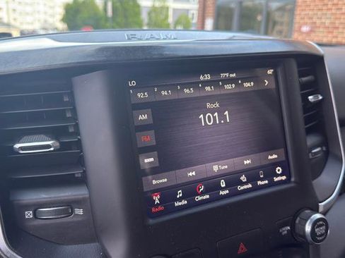 Used 2019 RAM 1500 Big Horn AWD/4WD image 34