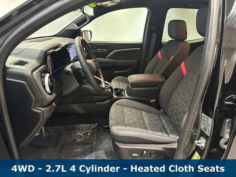 Used 2024 Chevrolet Colorado Z71 image 5