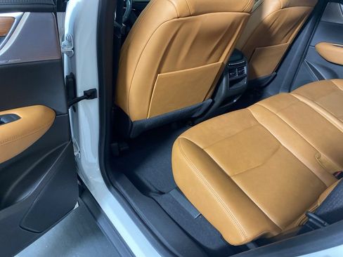 Used 2023 Cadillac XT5 Premium Luxury AWD/4WD image 27