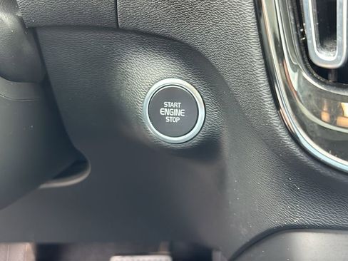 Certified 2023 Volvo XC40 B5 Plus w/ Driver Assist Package AWD/4WD image 14
