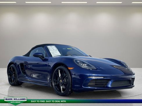 Used 2023 Porsche 718 Boxster Base image 1