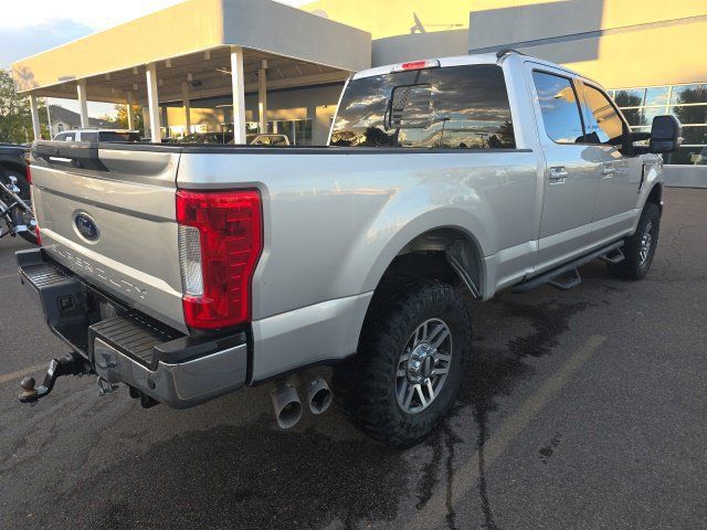 Used 2017 Ford F250 Lariat w/ Lariat Value Package AWD/4WD image 5
