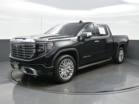 Used 2022 GMC Sierra 1500 Denali AWD/4WD image 2