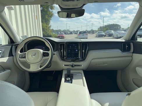 Used 2023 Volvo XC60 B5 Plus w/ Protection Package Premier FWD image 3