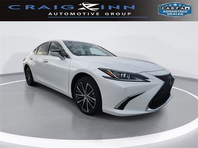 New 2025 Lexus ES 300h w/ Premium Package