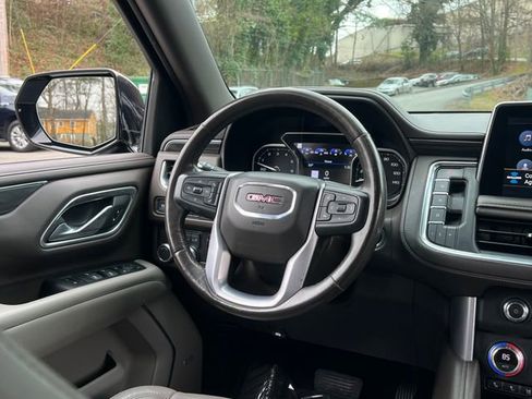 Used 2021 GMC Yukon SLT w/ SLT Luxury Plus Package image 19