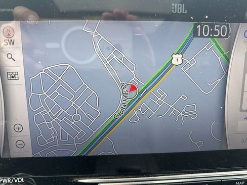 Used 2021 Toyota Highlander Platinum image 12