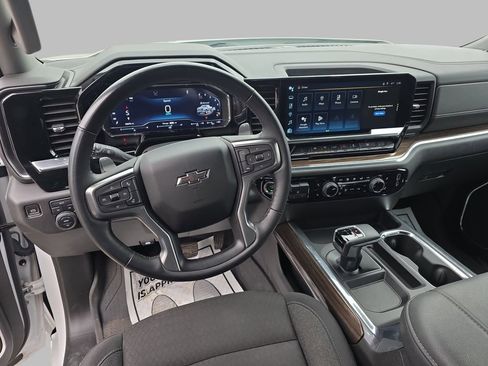 Certified 2024 Chevrolet Silverado 1500 RST w/ All Star Edition Plus AWD/4WD image 17