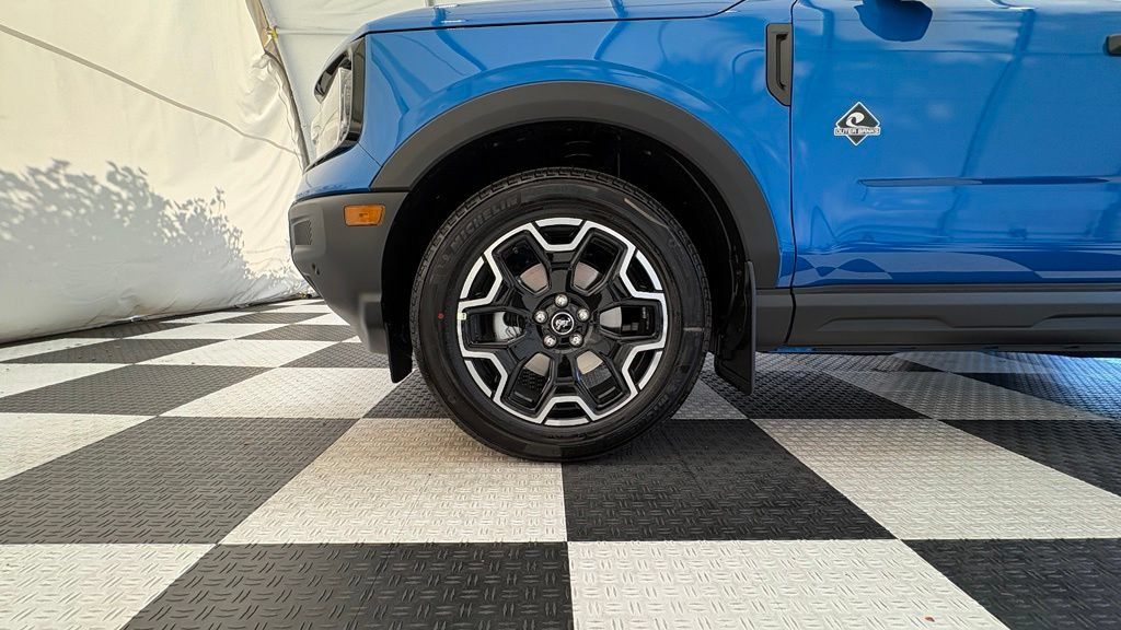 New 2026 Ford Bronco Sport Outer Banks w/ Outer Banks Tech Package+ AWD/4WD image 11