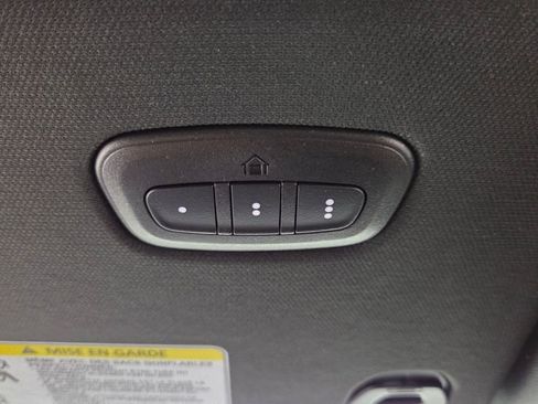 New 2026 RAM 1500 4x4 Crew Cab image 21