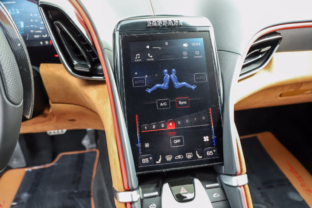 Certified 2026 Ferrari Roma Spider RWD image 27