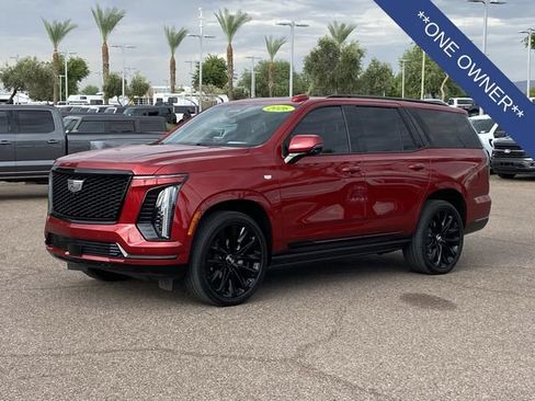 Used 2026 Cadillac Escalade Platinum Sport w/ LPO, ONYX Package AWD/4WD image 2