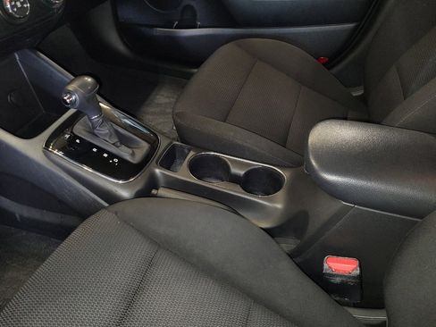 Used 2017 Kia Forte LX FWD image 26