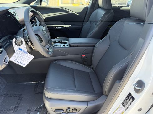 New 2026 Lexus RX 350 w/ Convenience Package AWD/4WD image 18