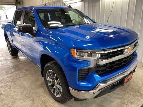 New 2025 Chevrolet Silverado 1500 LT image 3