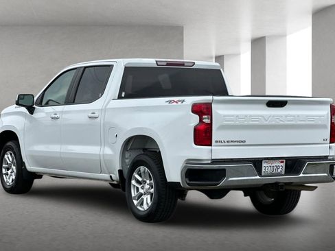 Used 2022 Chevrolet Silverado 1500 LT AWD/4WD image 6