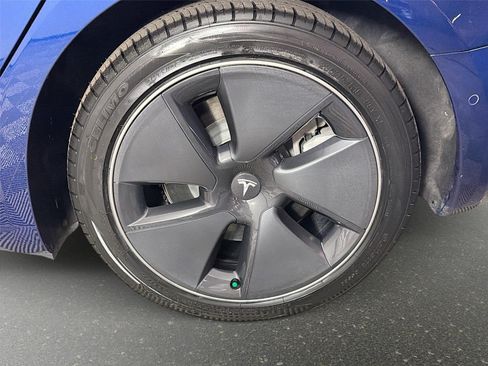 Used 2021 Tesla Model 3 Standard Range Plus RWD image 28