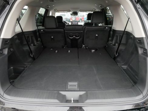 Certified 2025 Honda Pilot EX-L image 18