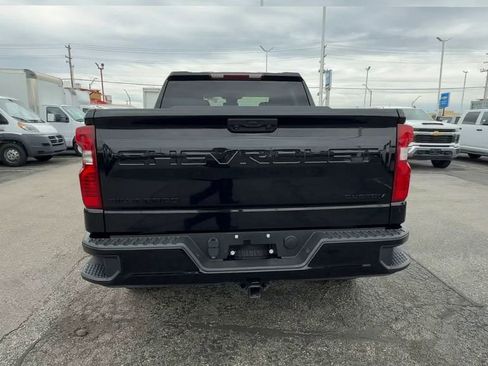 Used 2023 Chevrolet Silverado 1500 Custom w/ LPO, Dark Essentials Package RWD image 7