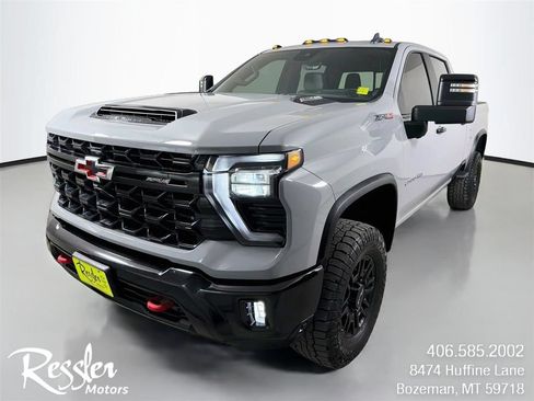 Used 2024 Chevrolet Silverado 2500 ZR2 w/ Technology Package AWD/4WD image 1