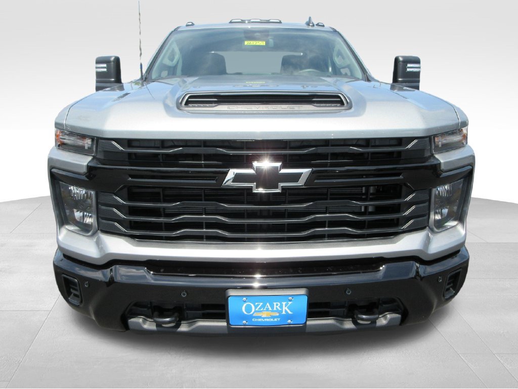New 2026 Chevrolet Silverado 2500 Custom w/ Custom Convenience Package AWD/4WD image 9
