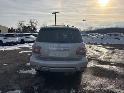 Used 2017 Nissan Armada SL w/ Interior Lighting Package image 6