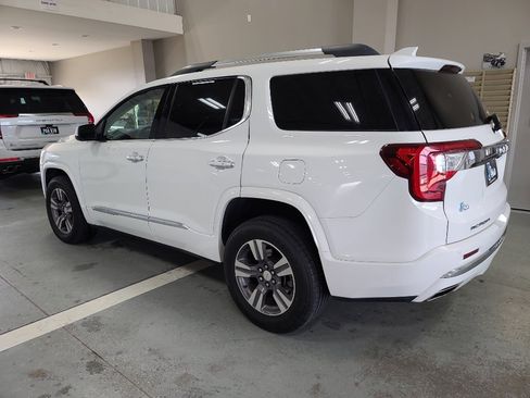 Used 2023 GMC Acadia Denali w/ Denali Technology Package image 7