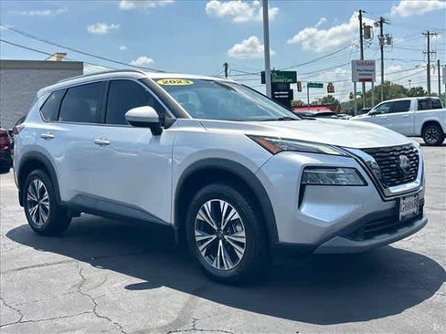 Used 2023 Nissan Rogue SV w/ SV Premium B Package FWD image 1