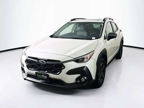 Used 2024 Subaru Crosstrek 2.0i Premium image 3