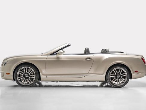 Used 2011 Bentley Continental GTC image 11