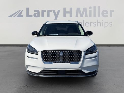 Used 2022 Lincoln Corsair FWD w/ Equipment Group 101A image 8