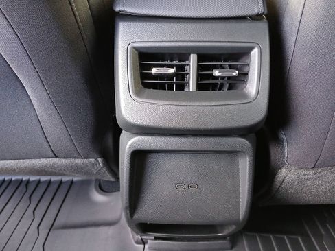 New 2026 Chevrolet Equinox EV LT w/ Comfort Package FWD image 21
