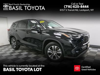 Used 2022 Toyota Highlander XLE