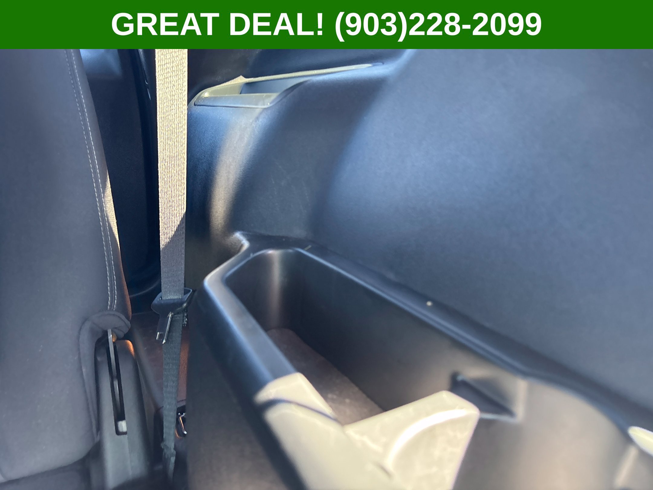 Used 2018 Ford Explorer XLT FWD image 51