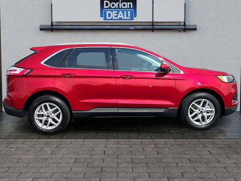 Certified 2024 Ford Edge SEL w/ Convenience Package AWD/4WD image 2