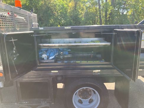 Used 2011 Chevrolet Silverado 3500 W/T image 21