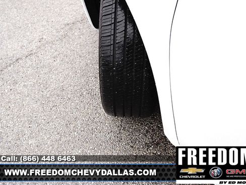 Used 2025 Chrysler Pacifica Limited image 44