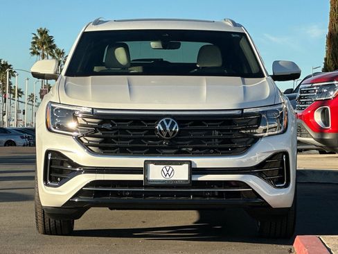 New 2026 Volkswagen Atlas Cross Sport SEL Premium R-Line AWD/4WD image 3