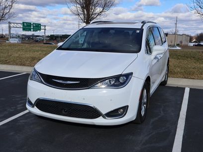 Used 2018 Chrysler Pacifica Touring-L Plus w/ Advanced Safetytec Group