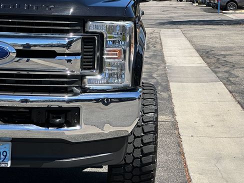 Used 2019 Ford F250 XLT AWD/4WD image 13