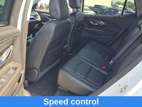 Used 2020 GMC Terrain SLT w/ Preferred Package FWD image 16