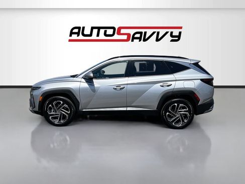 Used 2025 Hyundai Tucson Limited AWD/4WD image 4