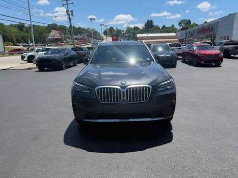 Used 2022 BMW X3 xDrive30i w/ Premium Package AWD/4WD image 2