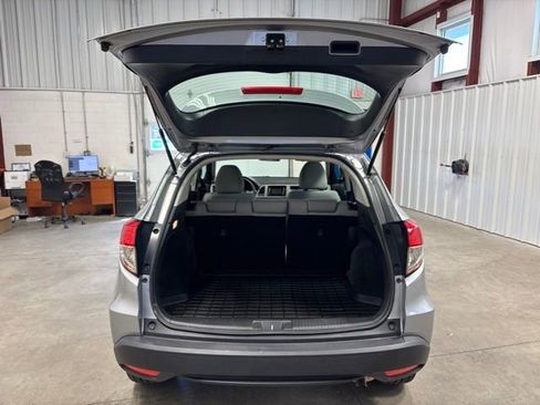 Used 2021 Honda HR-V LX image 18