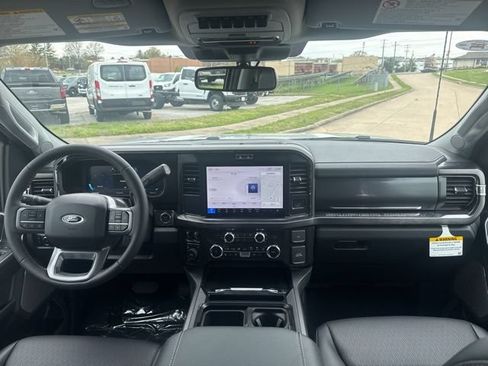 New 2026 Ford F250 Lariat w/ Chrome Package AWD/4WD image 39