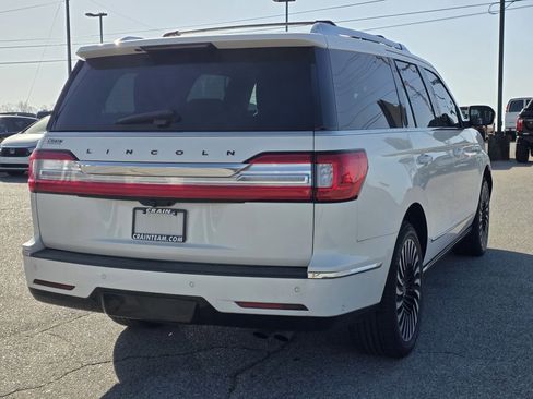 Used 2020 Lincoln Navigator Black Label w/ Cargo Convenience Package image 8