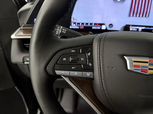 Used 2024 Cadillac Escalade Sport Platinum w/ LPO, ONYX Package image 13